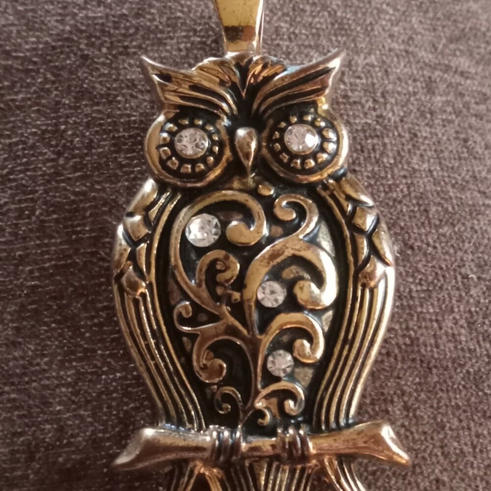 RMN~ ROMAN GOLD TONE RARE OWL PENDENT,  BROOCH